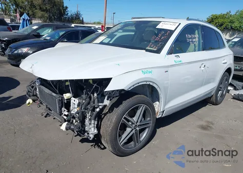 2021 Audi Q5 Premium Plus 55 Tfsi E Quattro S Tronic z USA, uszkodzony, nr VIN WA1E2AFY3M2043058